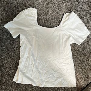 Square neck off-white top